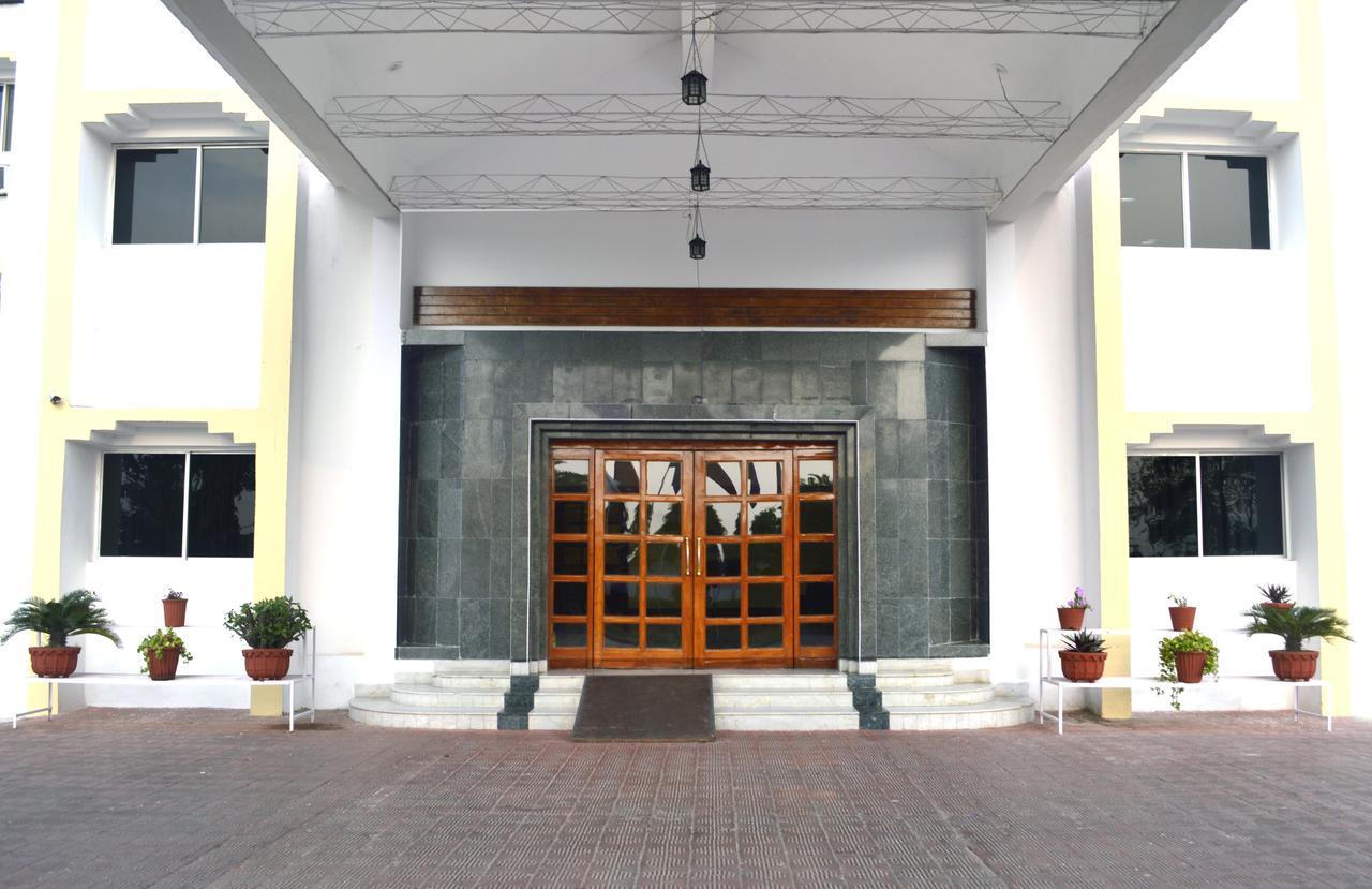 The Rajgir Residency Hotel Exterior photo